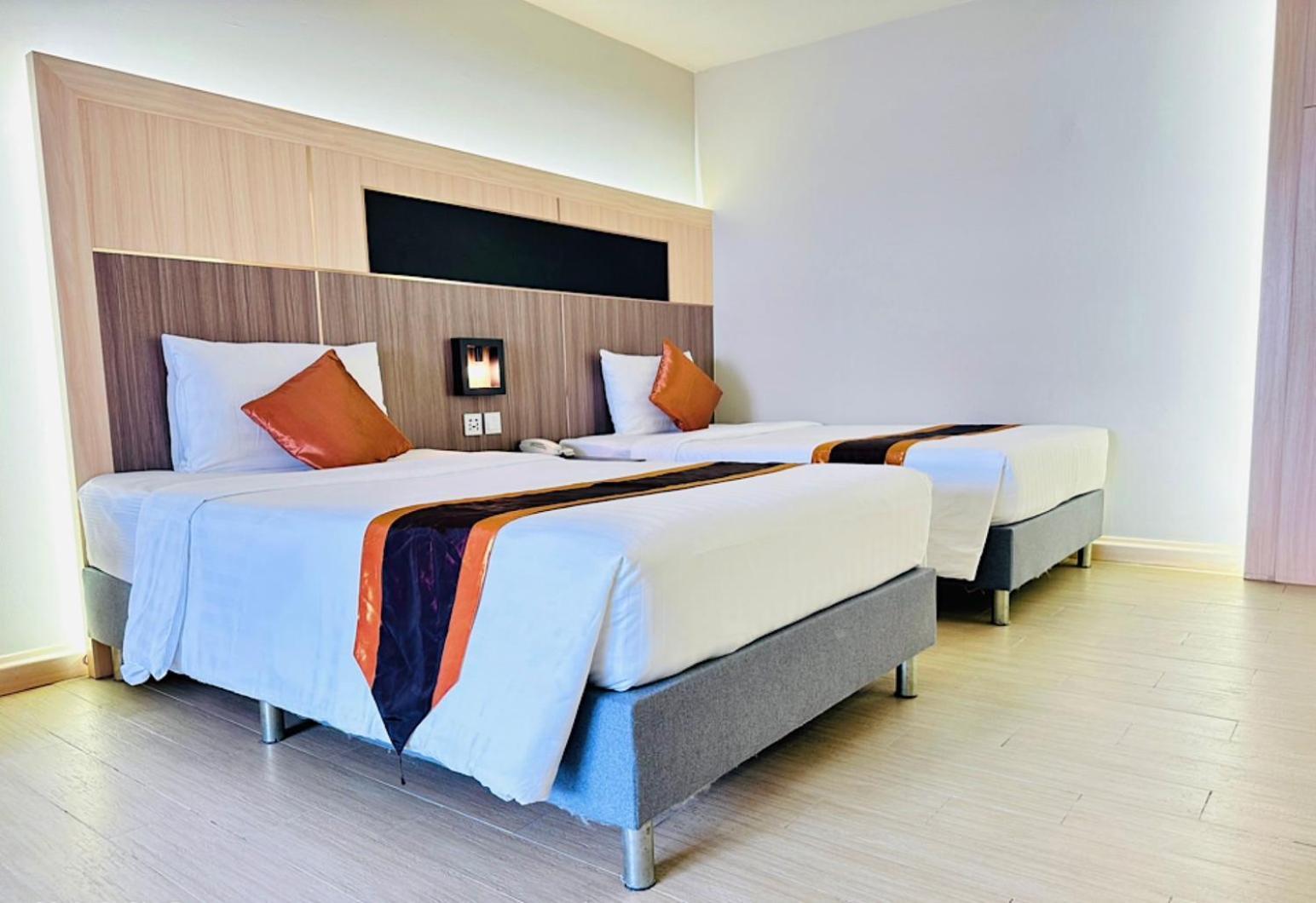 O2 Luxury Hotel Bang Phli Exterior foto